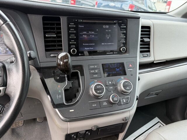 2019 Toyota Sienna XLE Crestwood KY