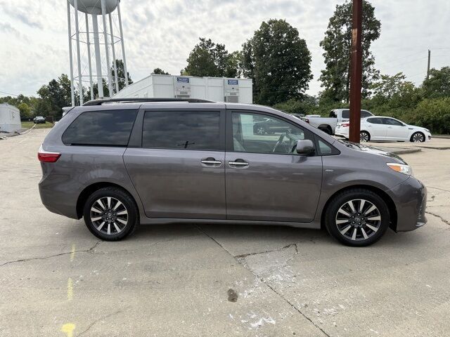 2019 Toyota Sienna XLE Crestwood KY