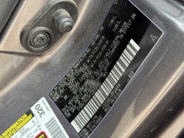 2019 Toyota Sienna XLE Crestwood KY