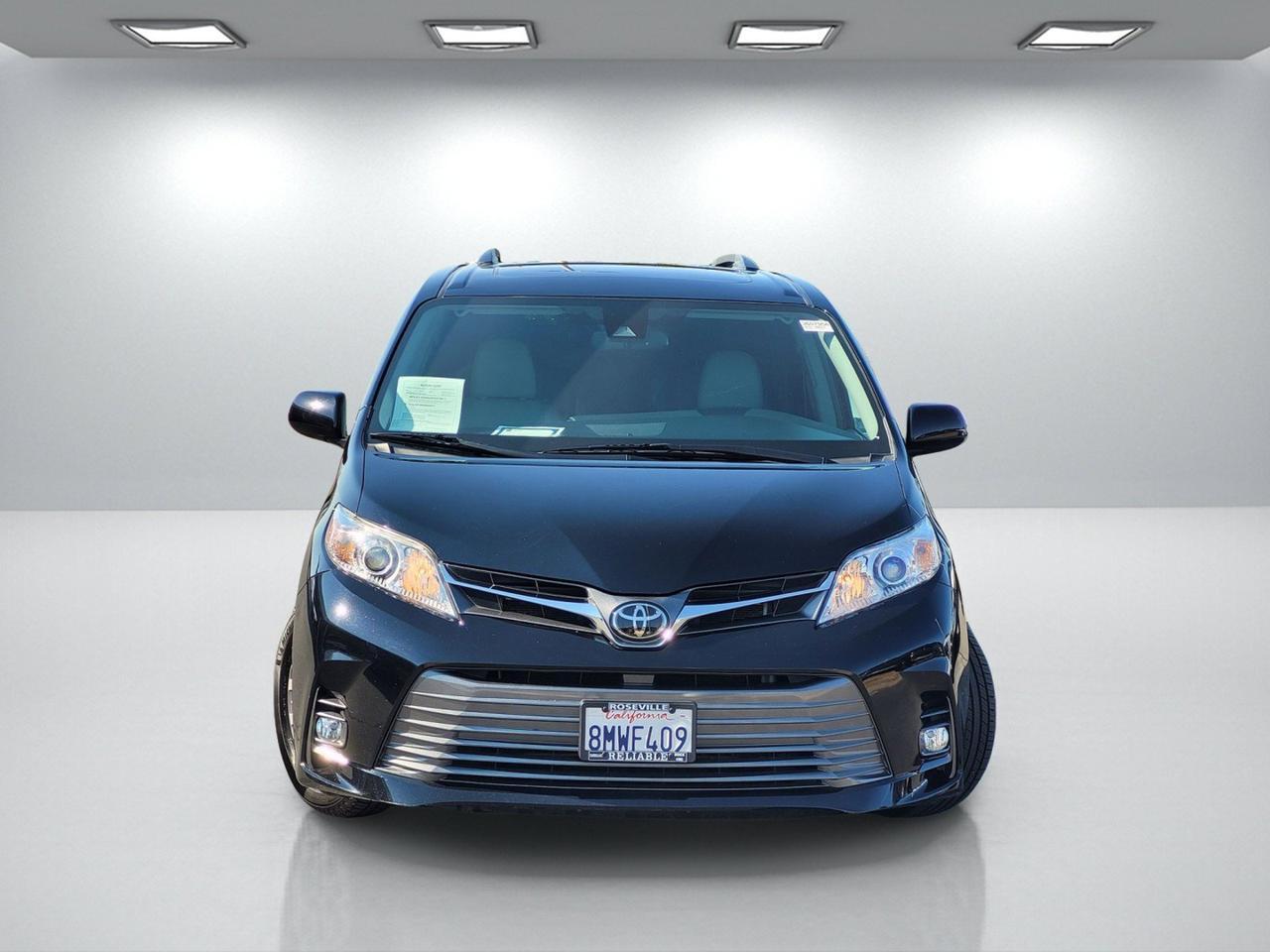 2019 Toyota Sienna XLE Premium