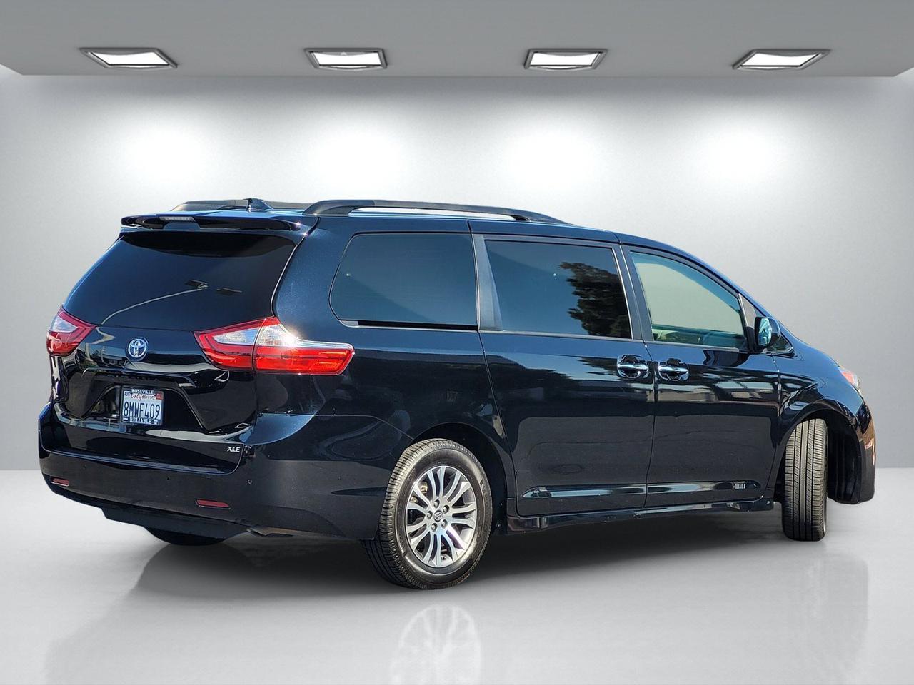 2019 Toyota Sienna XLE Premium Roseville CA