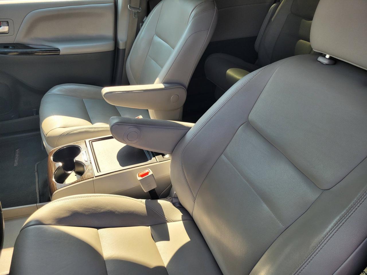 2019 Toyota Sienna XLE Premium Roseville CA