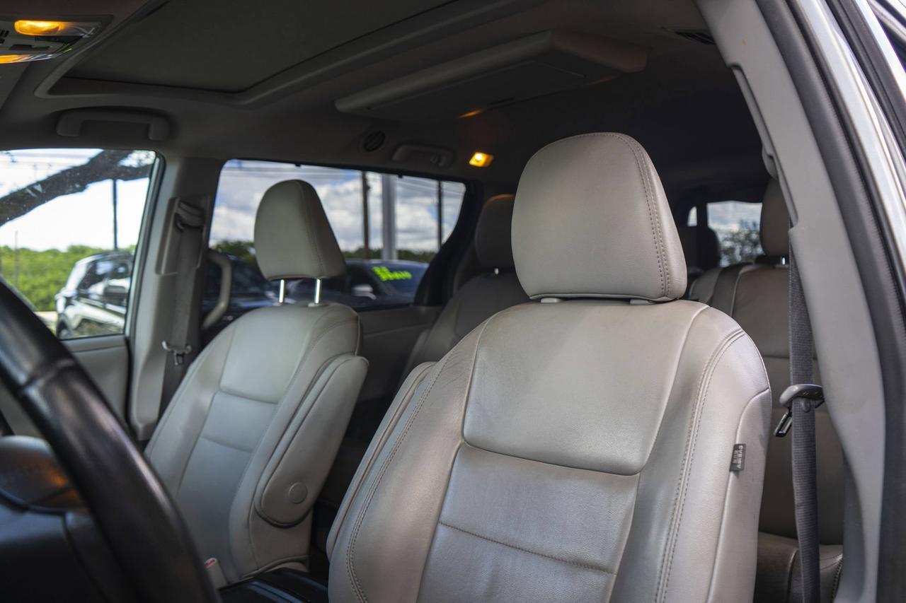 2019 Toyota Sienna XLE Premium San Antonio TX