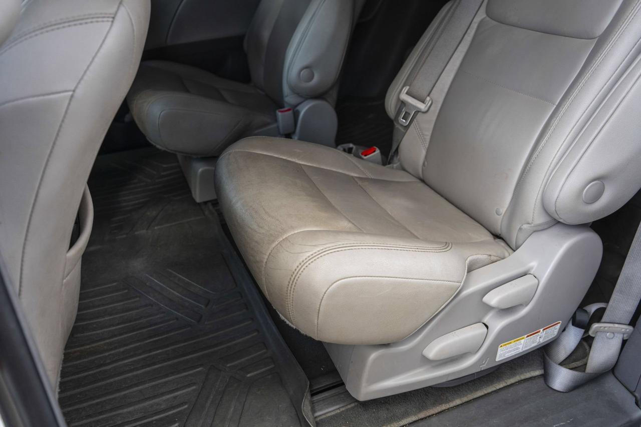 2019 Toyota Sienna XLE Premium San Antonio TX