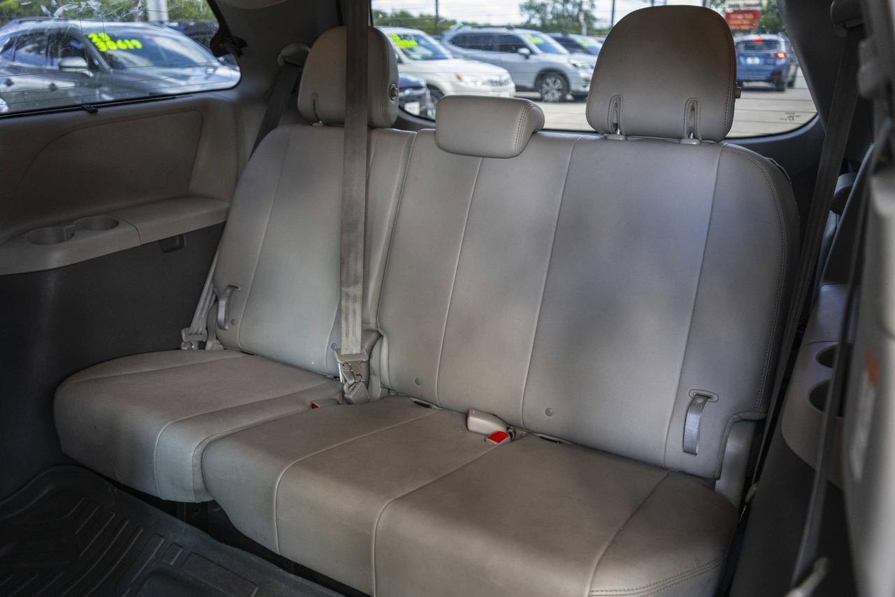 2019 Toyota Sienna XLE Premium San Antonio TX