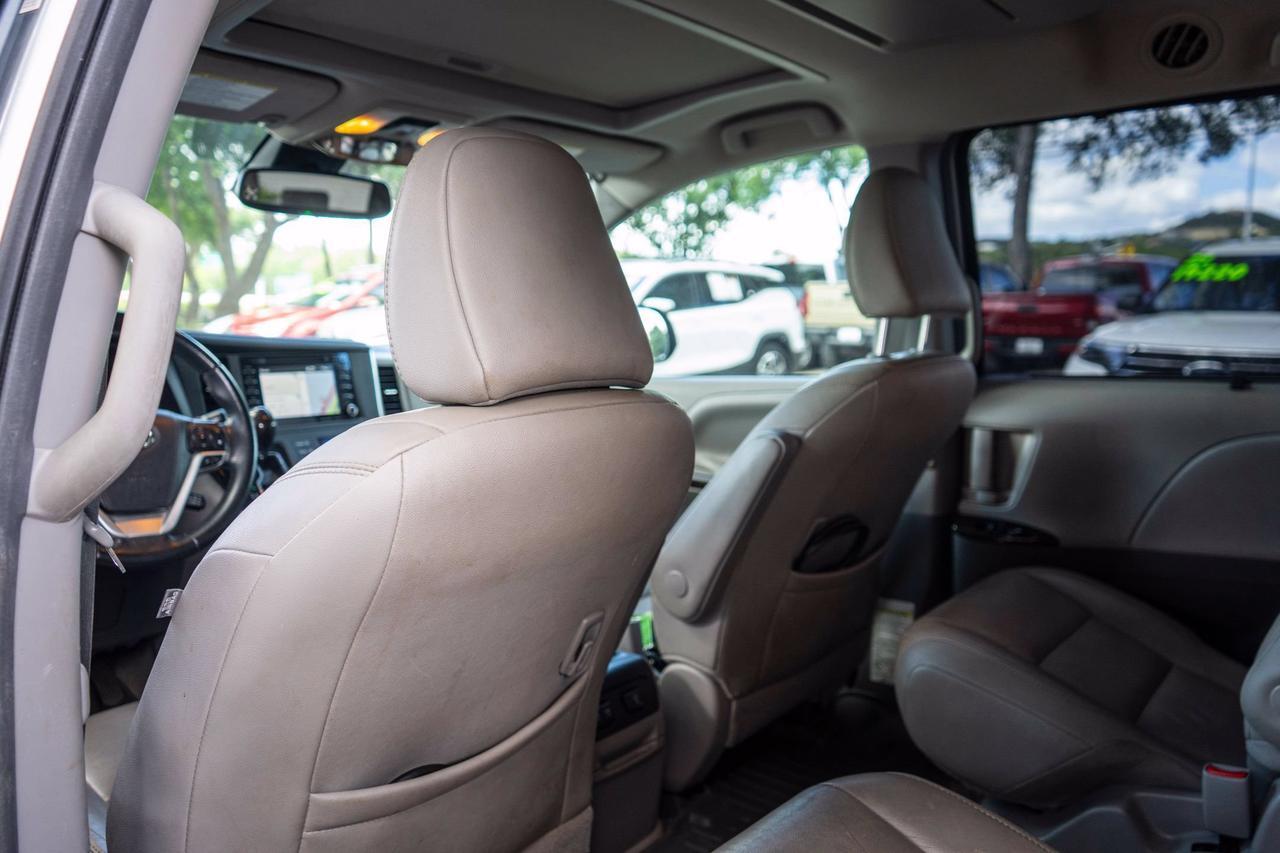 2019 Toyota Sienna XLE Premium San Antonio TX