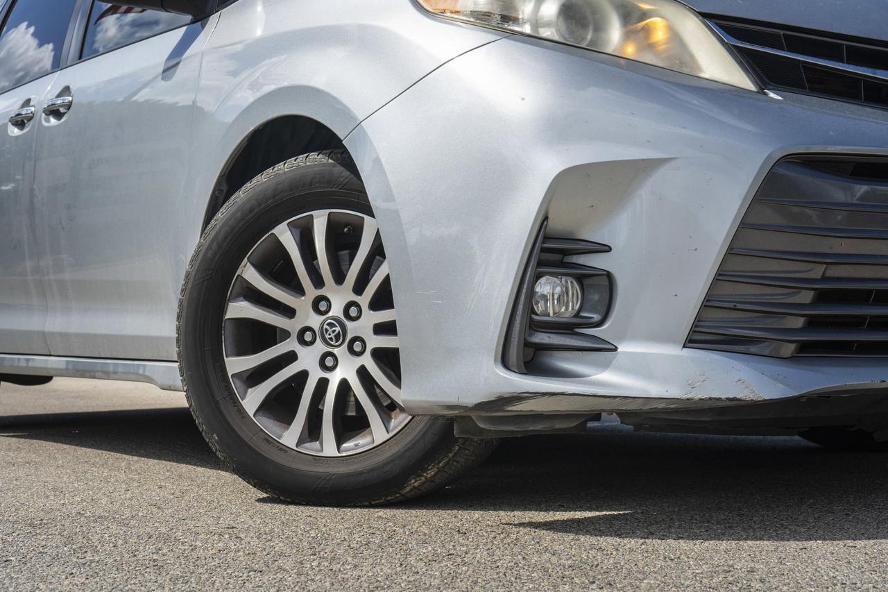 2019 Toyota Sienna XLE Premium