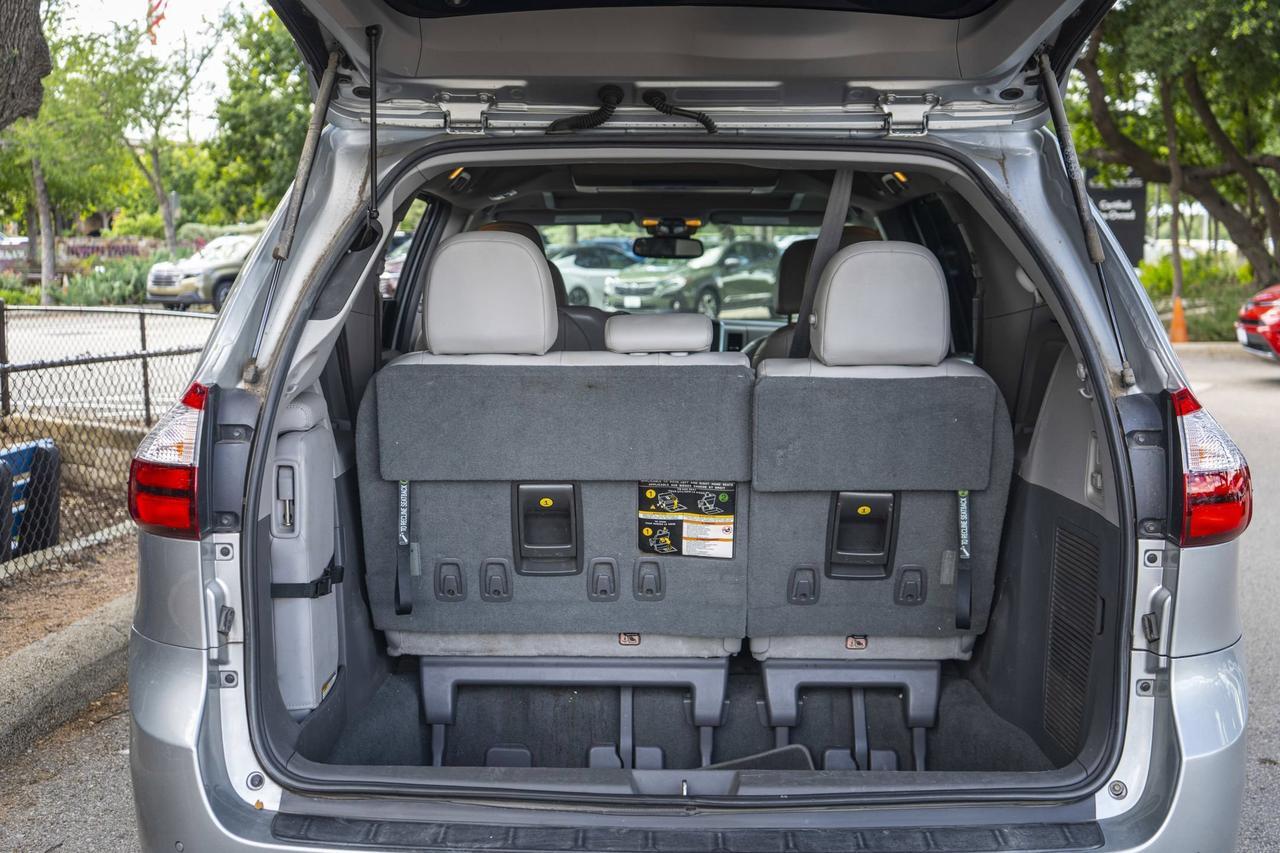 2019 Toyota Sienna XLE Premium San Antonio TX