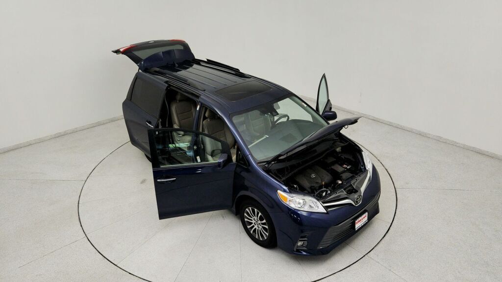 2019 Toyota Sienna XLE Premium Laurel MD