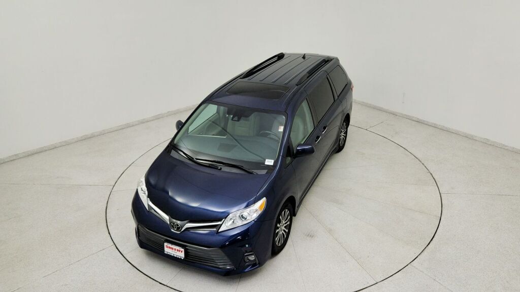 2019 Toyota Sienna XLE Premium Laurel MD