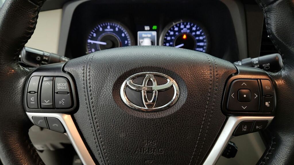 2019 Toyota Sienna XLE Premium Laurel MD
