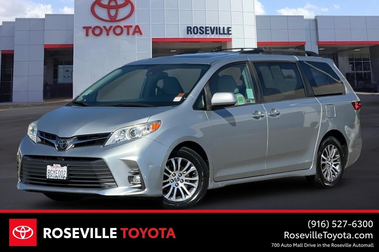 2019 Toyota Sienna XLE