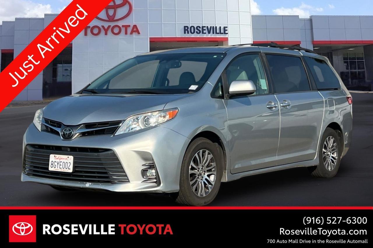 2019 Toyota Sienna XLE