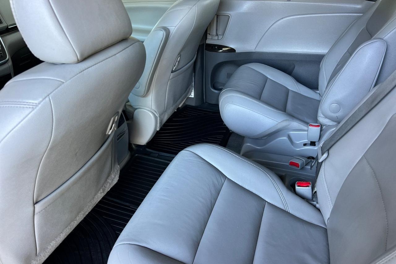 2019 Toyota Sienna XLE Roseville CA