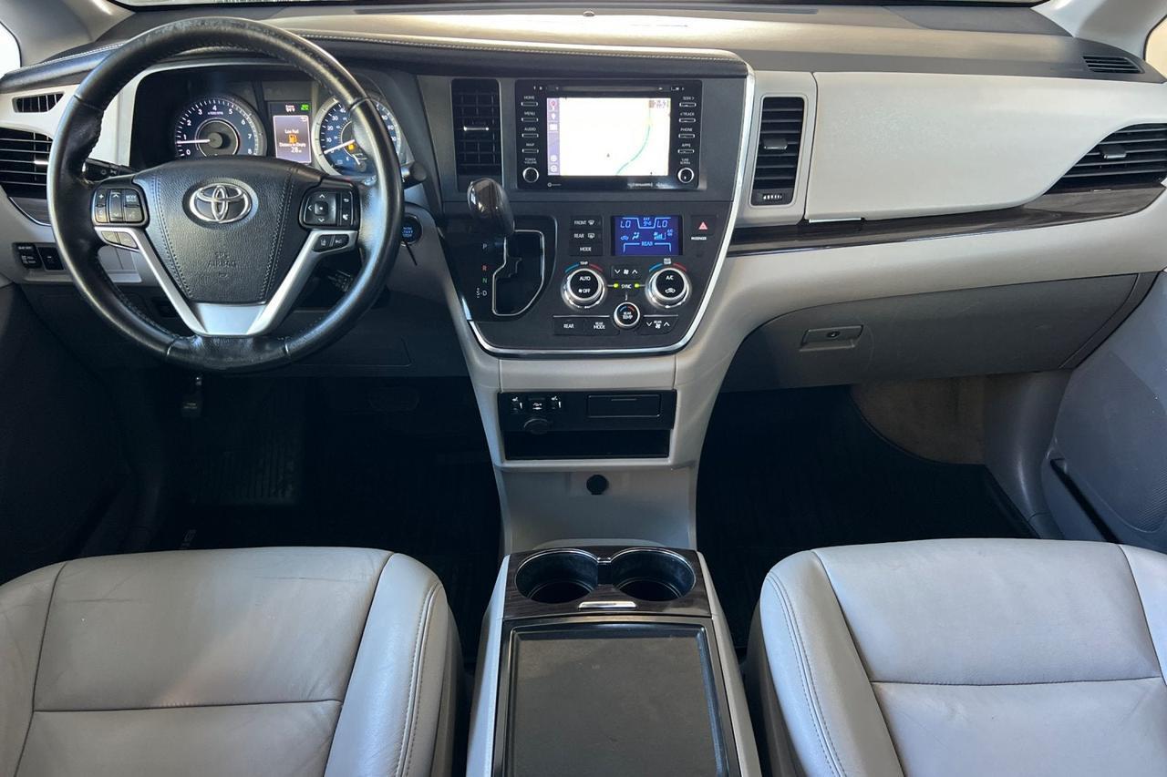 2019 Toyota Sienna XLE Roseville CA