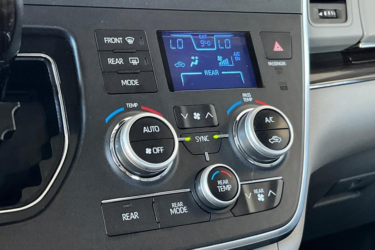 2019 Toyota Sienna XLE Roseville CA