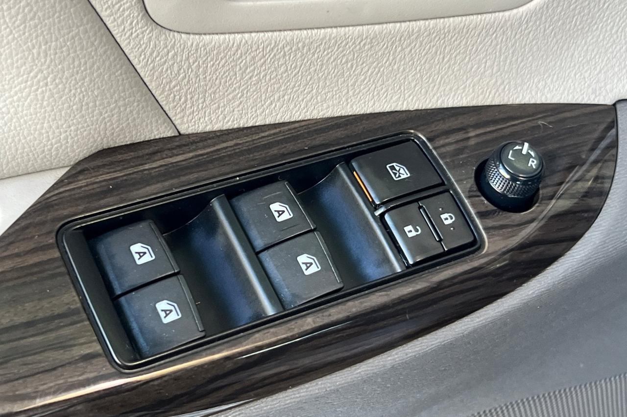 2019 Toyota Sienna XLE Roseville CA
