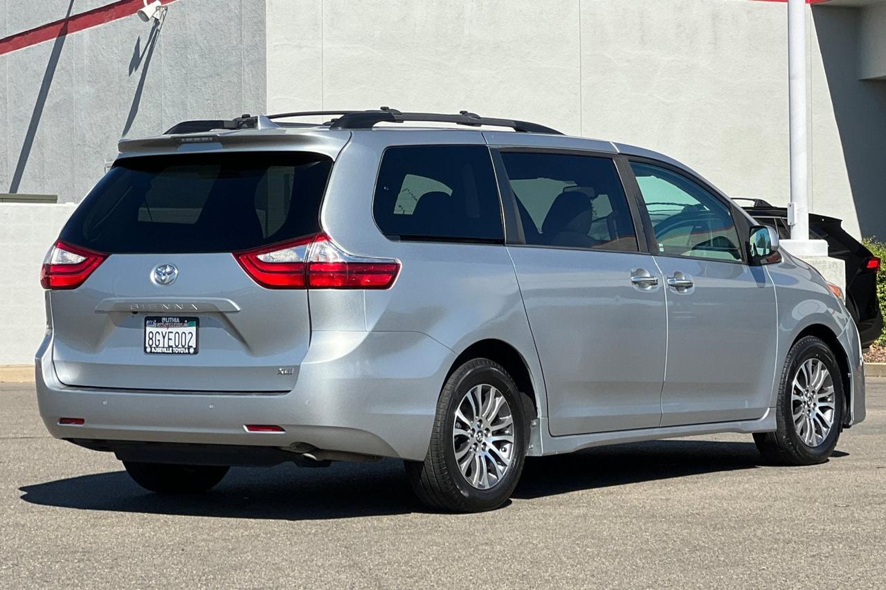 2019 Toyota Sienna XLE Roseville CA