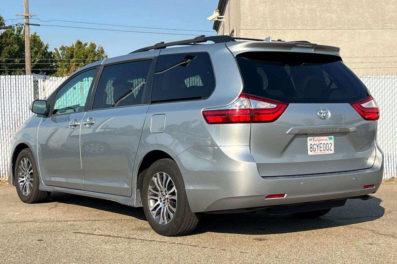 2019 Toyota Sienna XLE Roseville CA