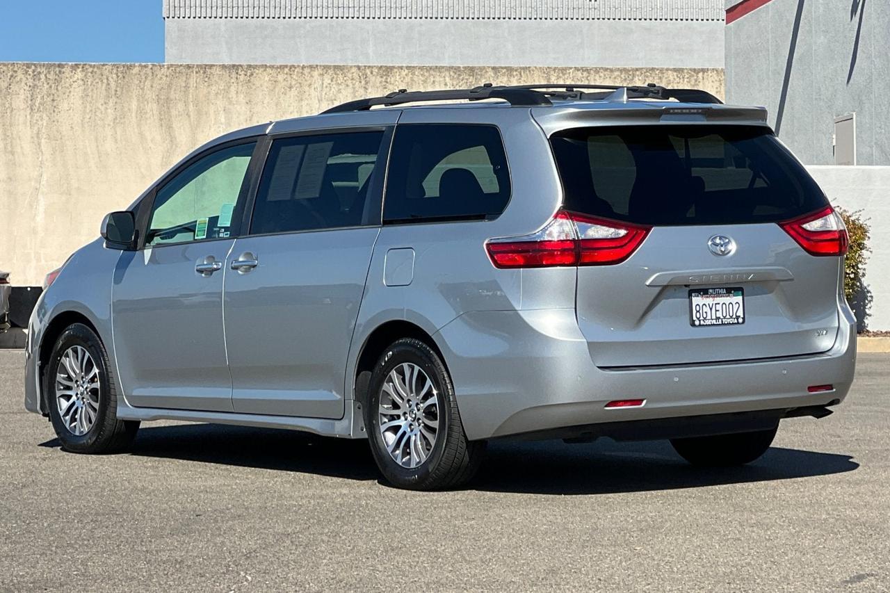 2019 Toyota Sienna XLE Roseville CA