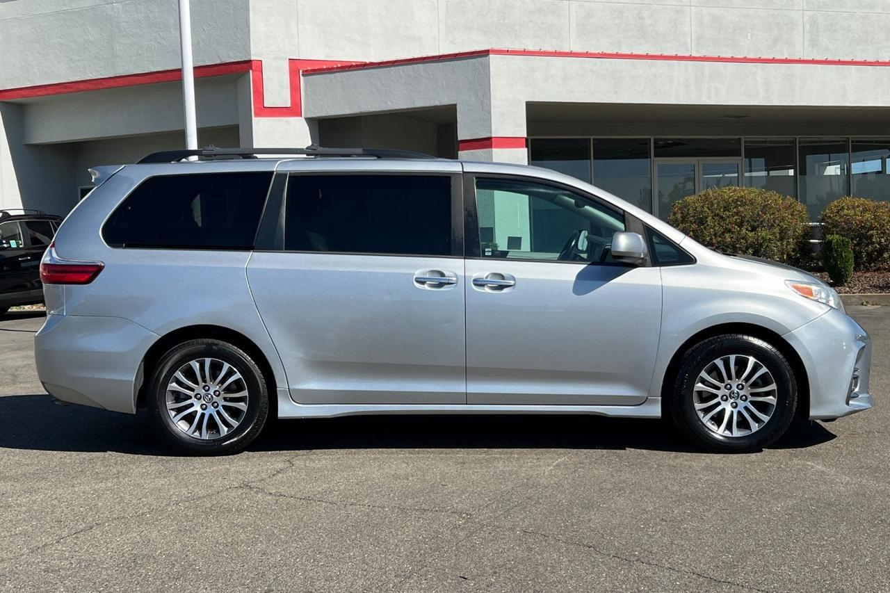 2019 Toyota Sienna XLE Roseville CA