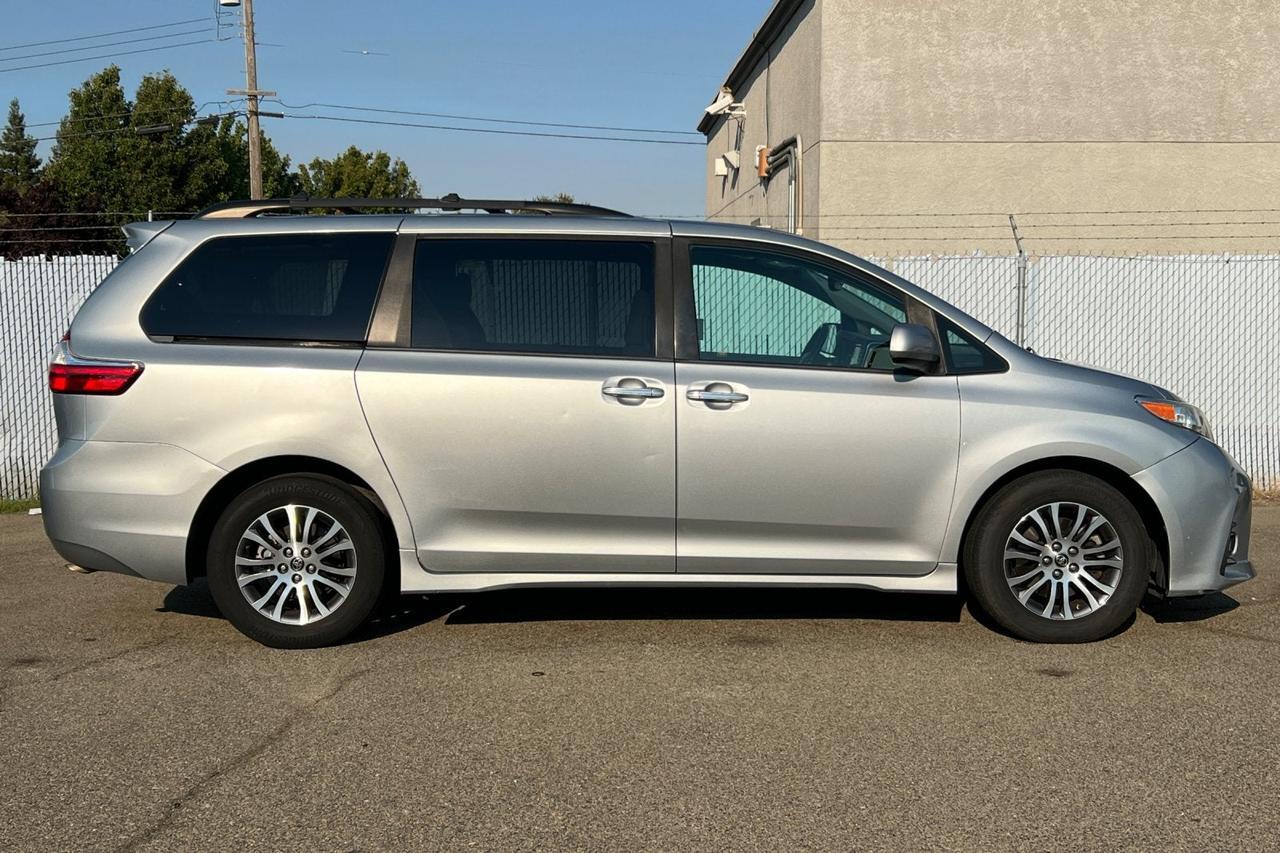 2019 Toyota Sienna XLE Roseville CA