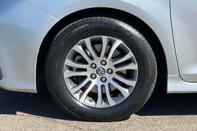 2019 Toyota Sienna XLE Roseville CA