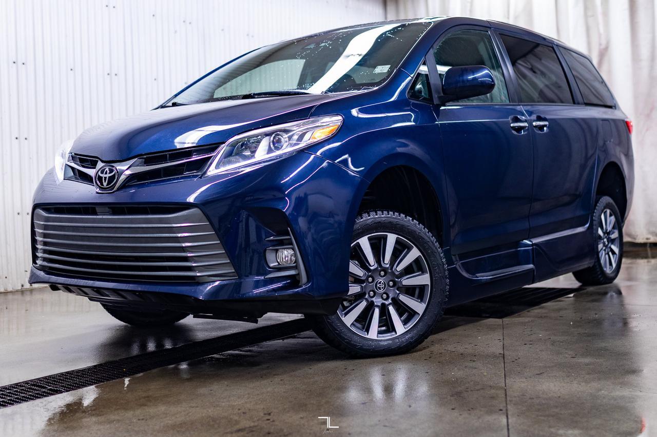 2019 Toyota Sienna XLE Wheelchair Van Leather Roof BCam Red Deer AB