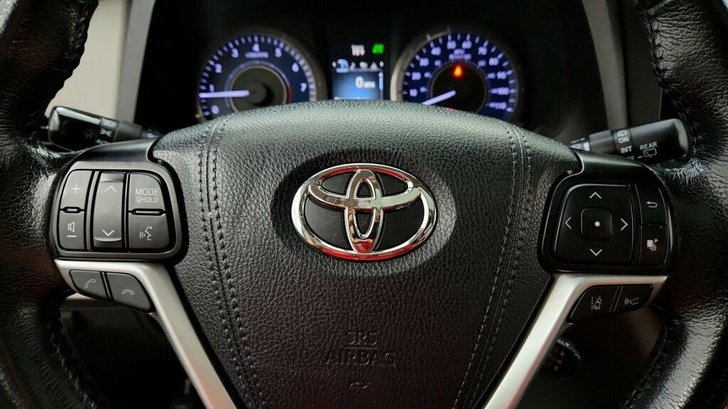 2019 Toyota Sienna XLE Laurel MD