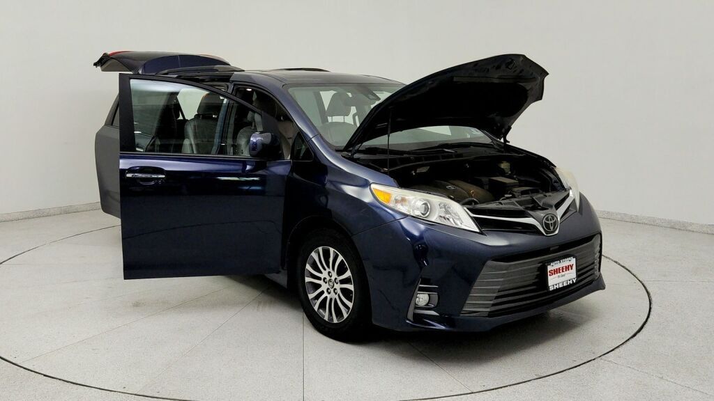 2019 Toyota Sienna XLE Laurel MD