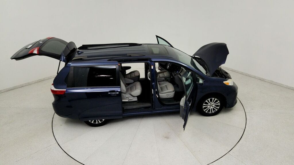 2019 Toyota Sienna XLE Laurel MD