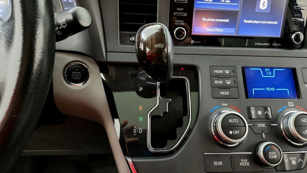 2019 Toyota Sienna XLE Laurel MD