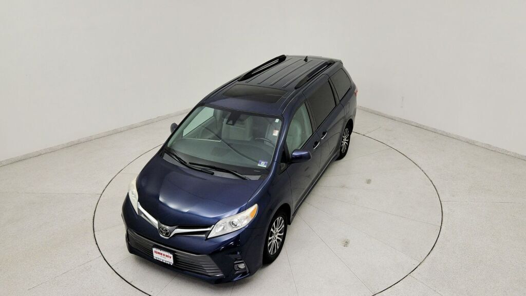 2019 Toyota Sienna XLE Laurel MD