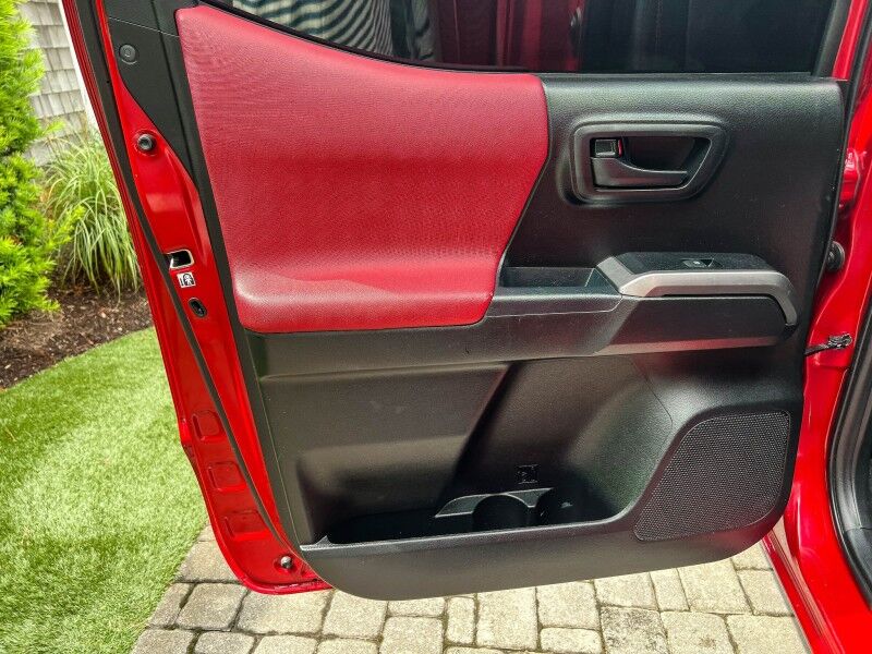 2019 Toyota Tacoma 2WD SR5 Wilmington NC