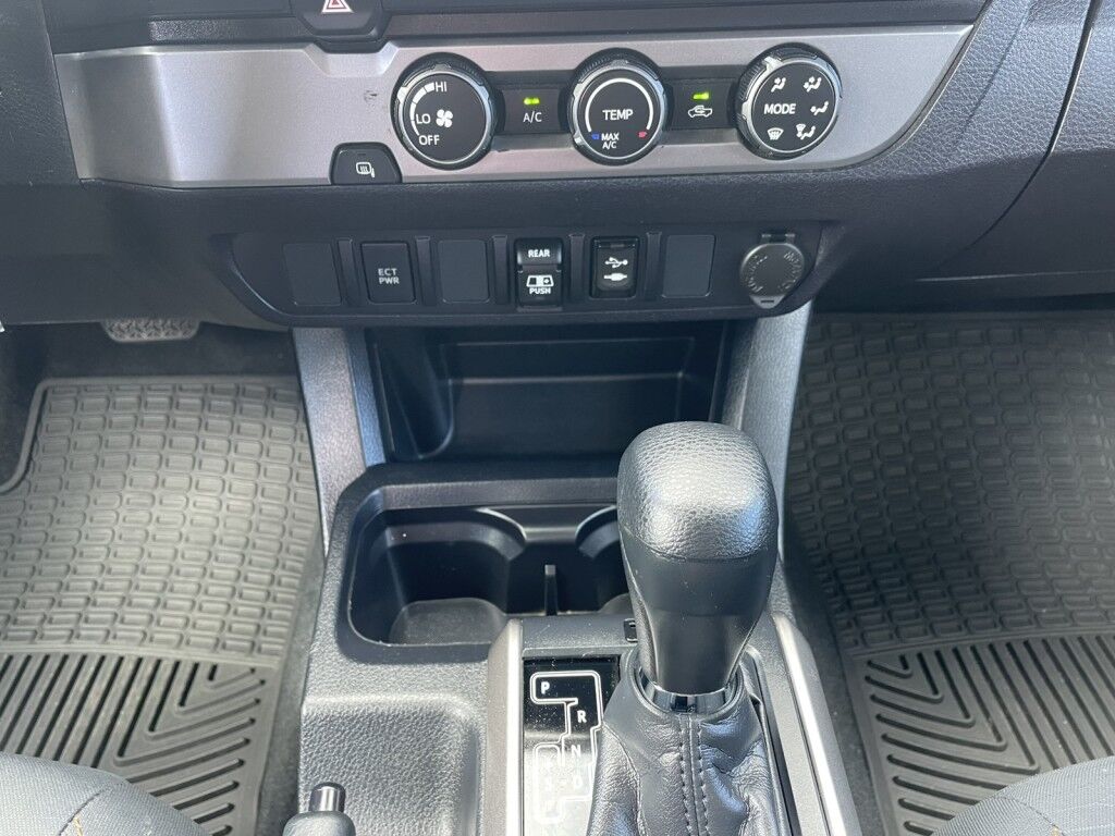 2019 Toyota Tacoma 2WD TRD Off ROAD~CLEAN CAR FAX~LOW MILES~EXCELLENT CONDITION~4X2~5.0&apos; BED LENGTH~BLUETOOTH~HALOGEN HEADLIGHTS~REMOVABLE TAILGATE~STABILITY CONTROL~TRAILER HITCH Sarasota FL