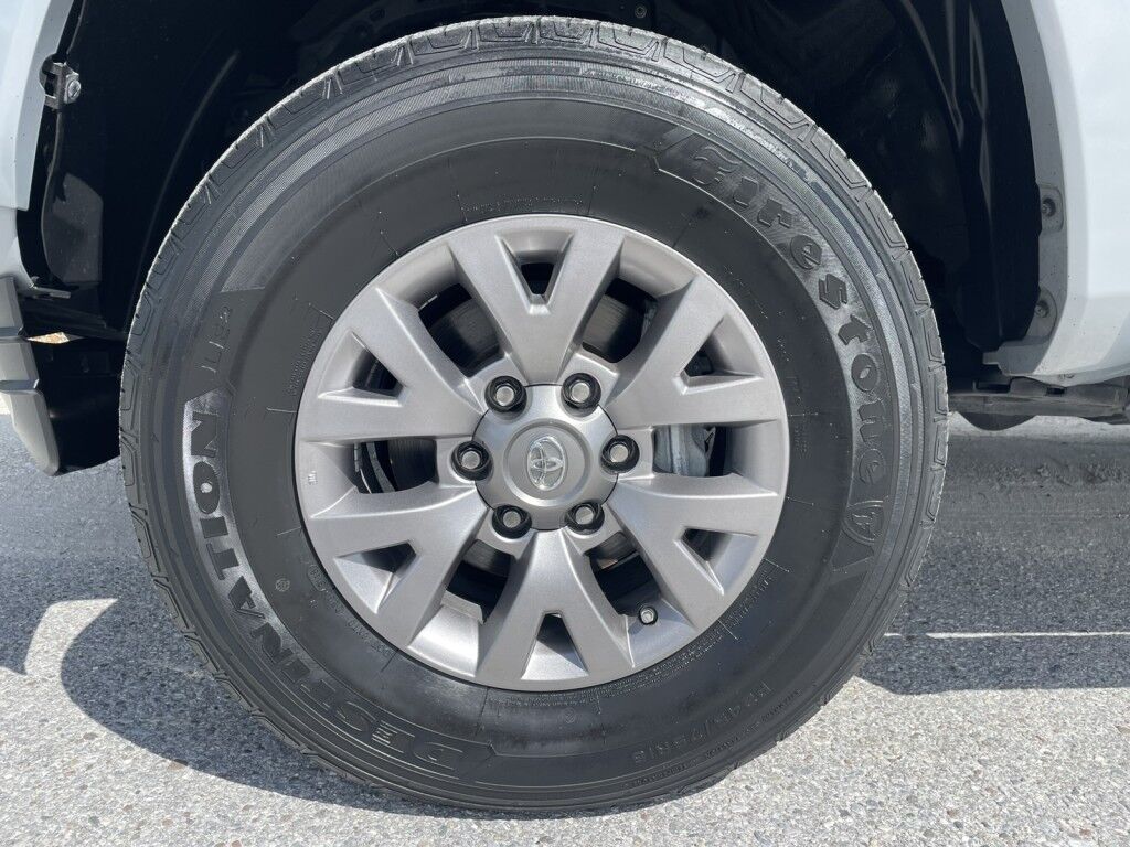 2019 Toyota Tacoma 2WD TRD Off ROAD~CLEAN CAR FAX~LOW MILES~EXCELLENT CONDITION~4X2~5.0&apos; BED LENGTH~BLUETOOTH~HALOGEN HEADLIGHTS~REMOVABLE TAILGATE~STABILITY CONTROL~TRAILER HITCH Sarasota FL