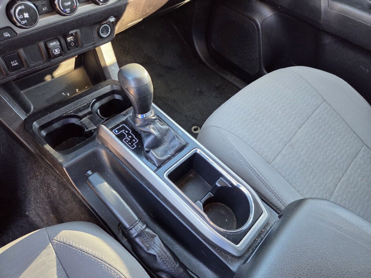 2019 Toyota Tacoma 4WD SR5 Charlton MA