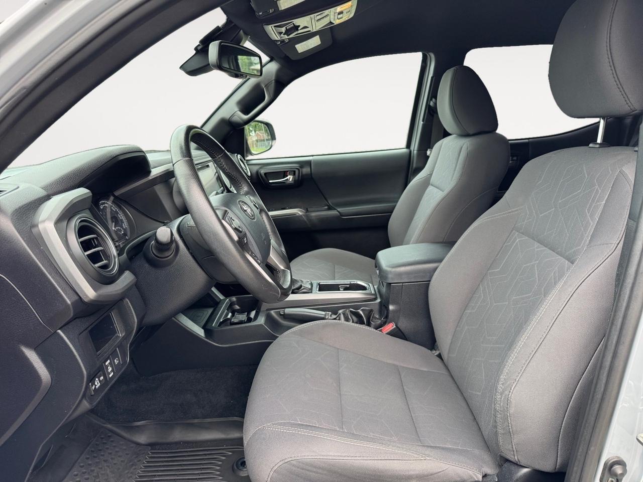 2019 Toyota Tacoma 4WD TRD OFF ROAD, 4X4, BLACK FUEL WHEELS, TOWING PACKAGE, KEYLESS ENTRY & START, HARD TONNEAU COVER, ALL WEATHER FLOOR MATS, ONLY 55K MILES, COME SEE THIS TACOMA BEFORE ITS GONE- THE KEYS ARE WAITING!!! Norfolk VA