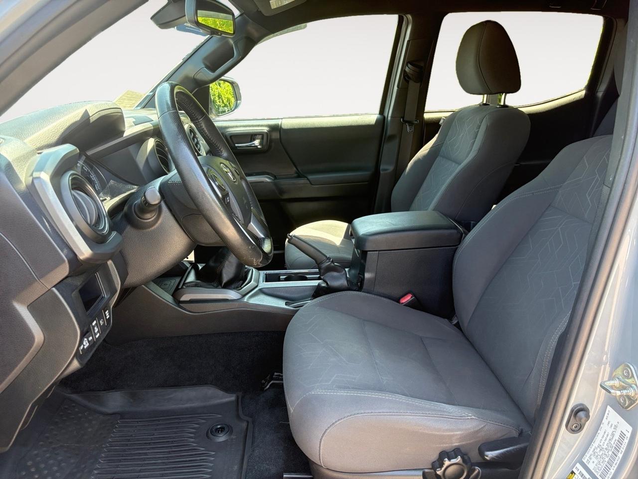 2019 Toyota Tacoma 4WD TRD Off Road, LANE KEEP ASSIST, PRE COLLISION ALERT, BACKUP CAMERA, ROOF RACKS, NAVIGATION, BED LINER, TOW PACKAGE, MANUAL TRANSMISSION, CLEAN CARFAX, READY TO RIDE! Virginia Beach VA