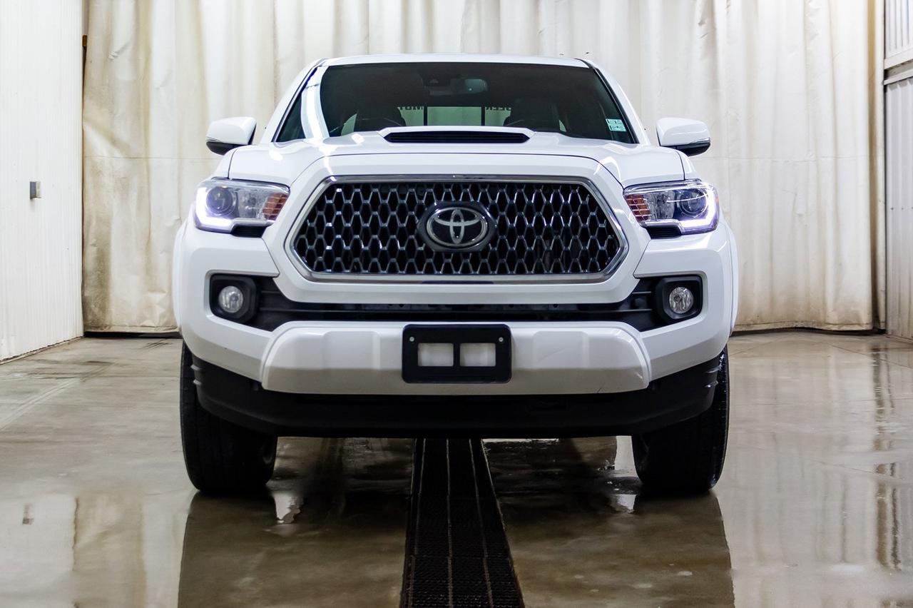 2019 Toyota Tacoma 4x4 Double Cab TRD Sport Manual Leather Roof Nav Red Deer AB