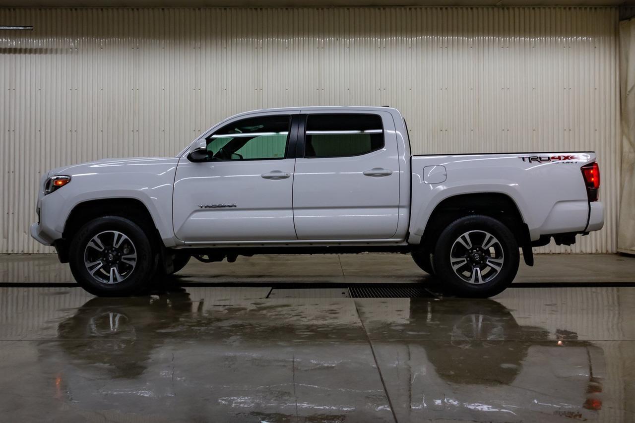 2019 Toyota Tacoma 4x4 Double Cab TRD Sport Manual Leather Roof Nav Red Deer AB