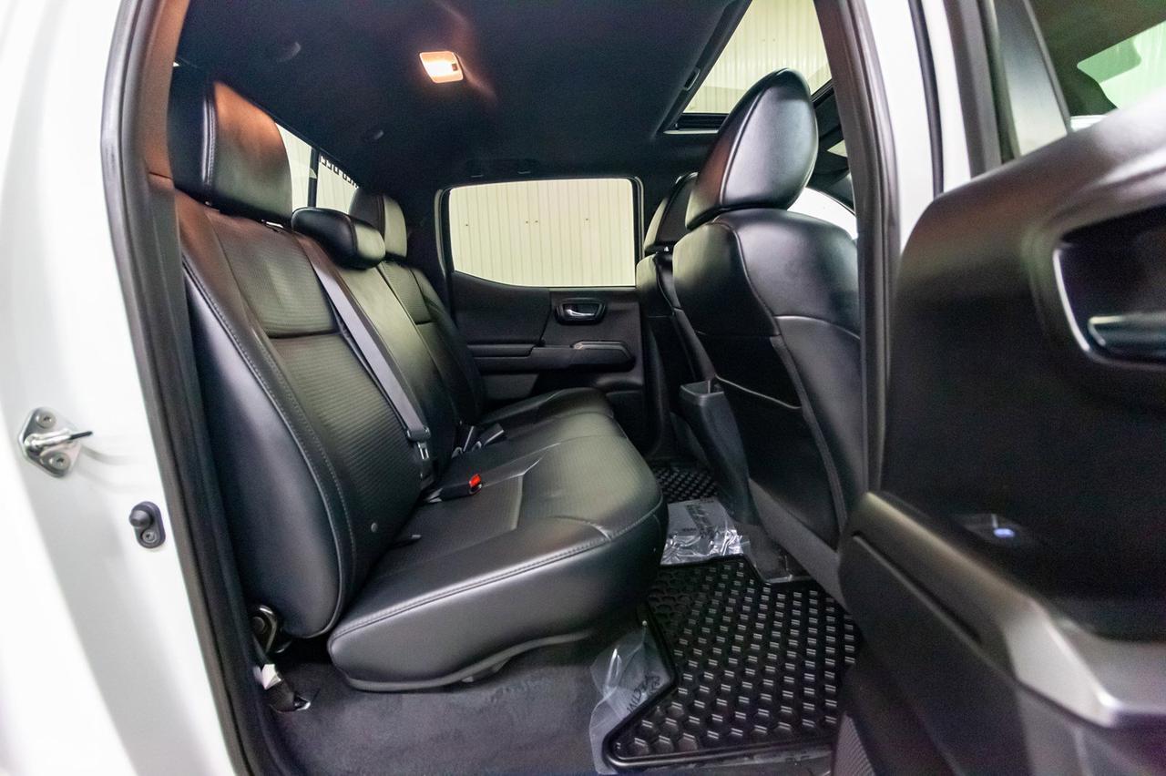 2019 Toyota Tacoma 4x4 Double Cab TRD Sport Manual Leather Roof Nav Red Deer AB