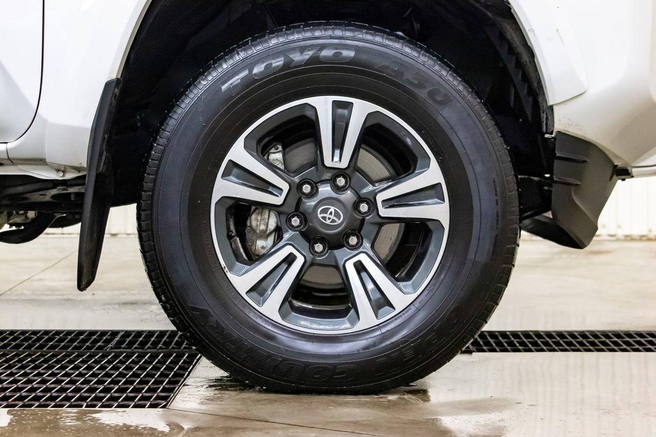 2019 Toyota Tacoma 4x4 Double Cab TRD Sport Manual Leather Roof Nav Red Deer AB