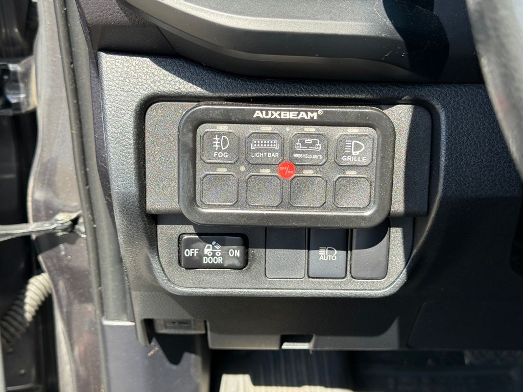 2019 Toyota Tacoma SR Crestwood KY