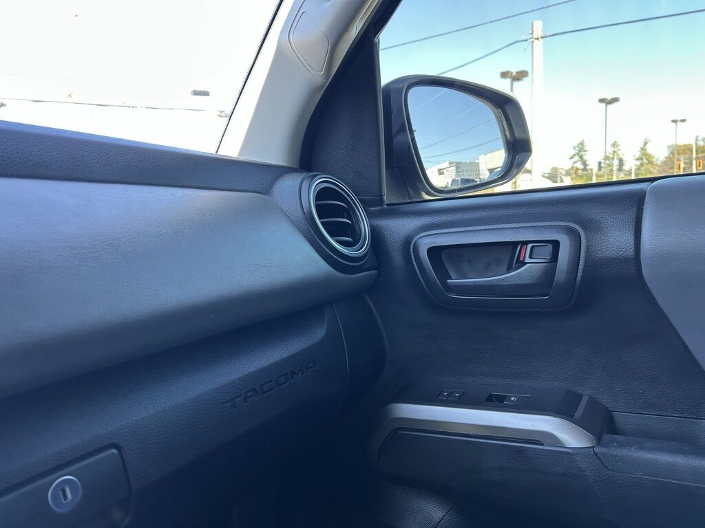 2019 Toyota Tacoma SR5 Crestwood KY