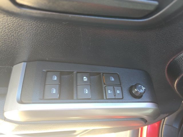 2019 Toyota Tacoma SR5 West Burlington IA