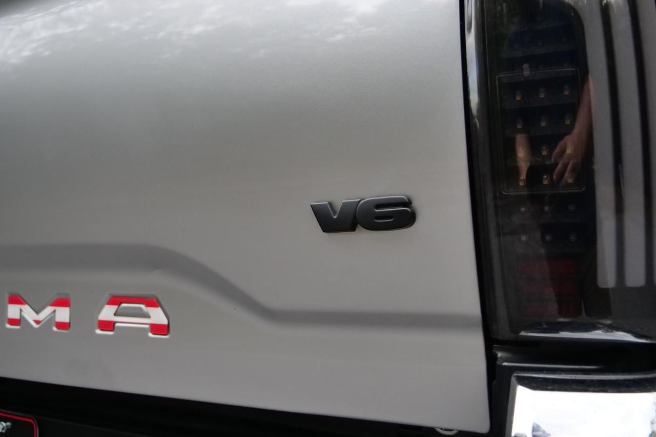 2019 Toyota Tacoma SR5 / Wheels & Tires / Adaptive Cruise! Lincolnton NC