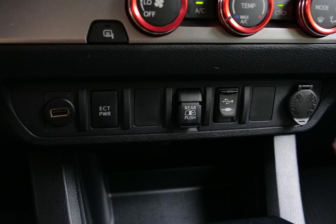 2019 Toyota Tacoma SR5 / Wheels & Tires / Adaptive Cruise! Lincolnton NC