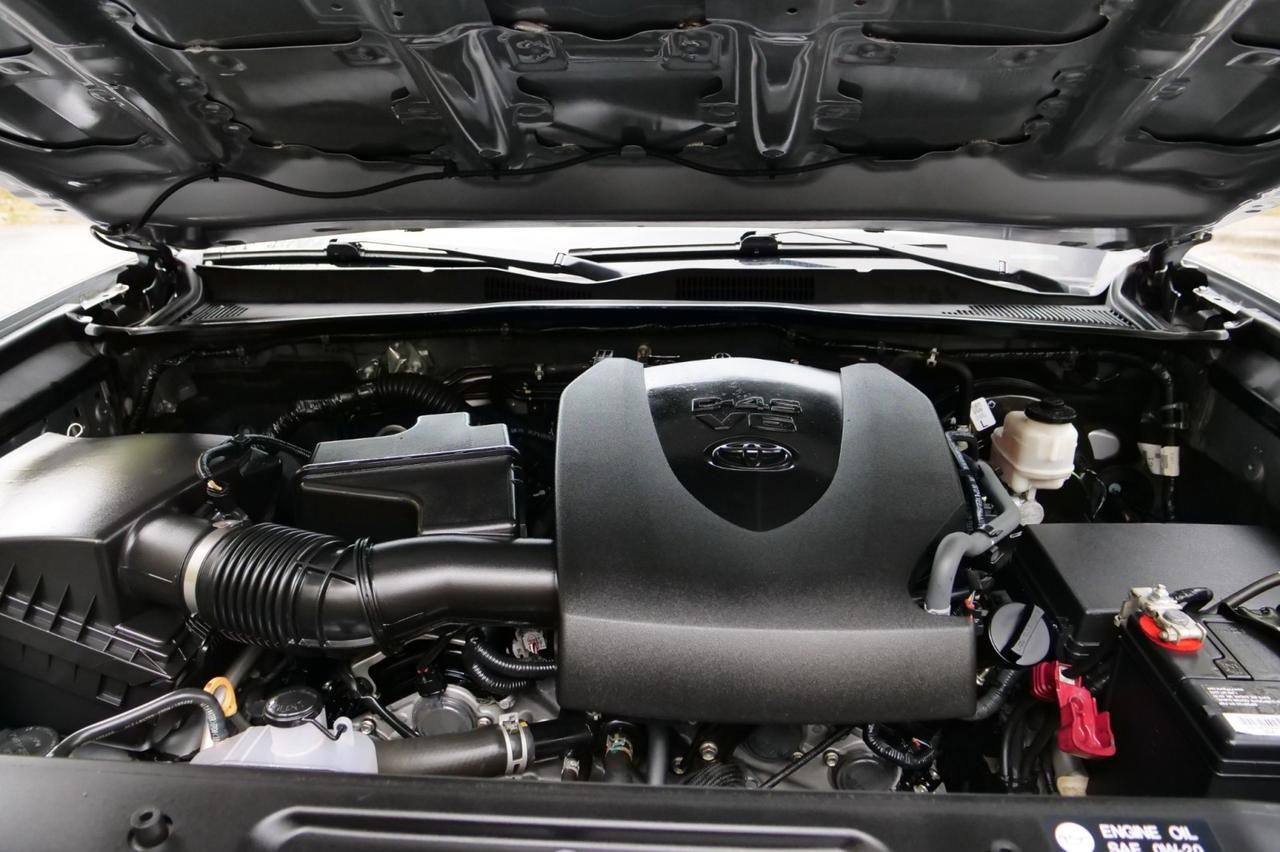 2019 Toyota Tacoma SR5 / Wheels & Tires / Adaptive Cruise! Lincolnton NC