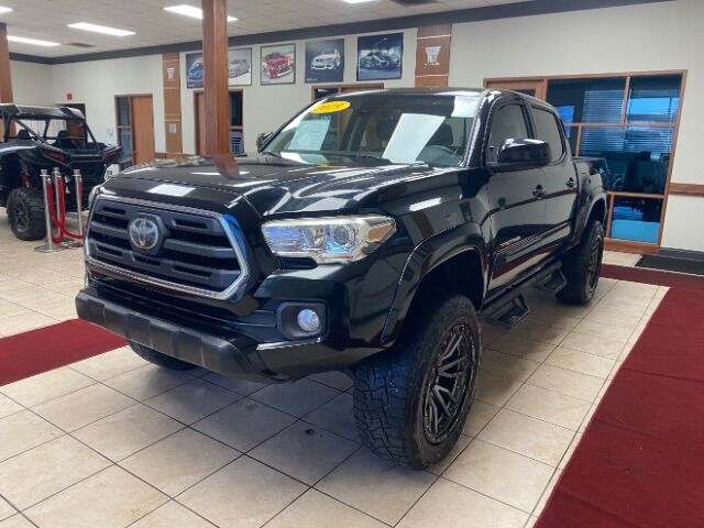 2019 Toyota Tacoma V6 LIFTED AND LOADED